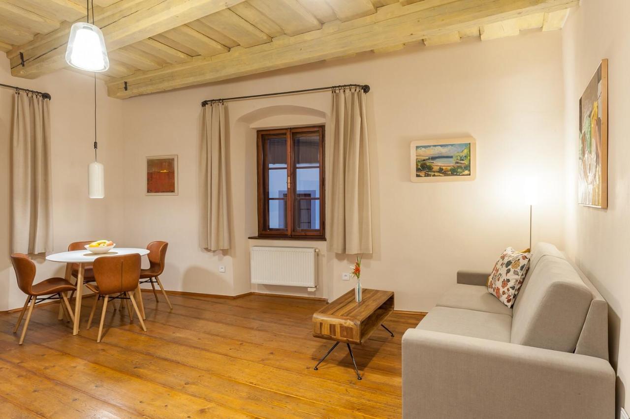 Český Krumlov Babyka Apartments מראה חיצוני תמונה